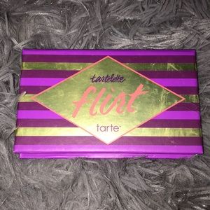 Tartelette flirty eyeshadow palette